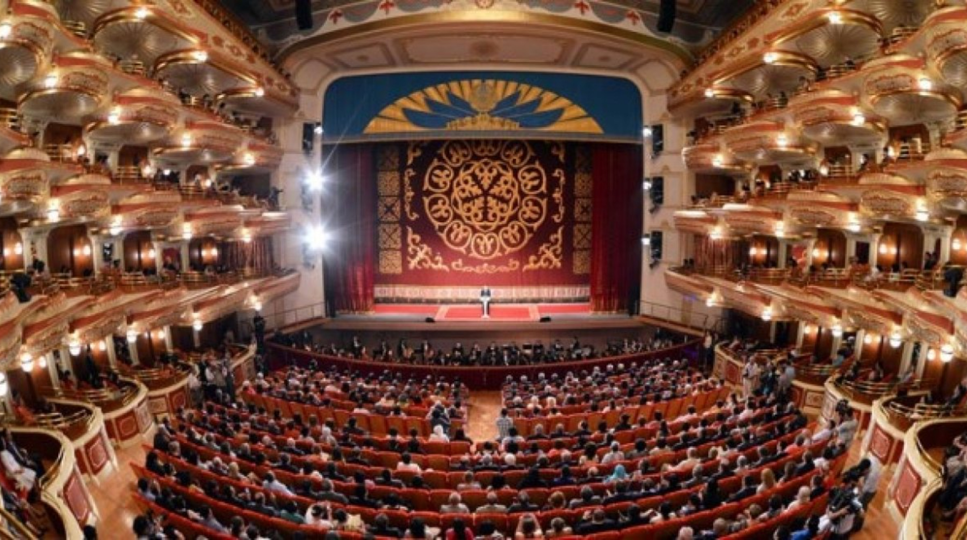 театр астана опера