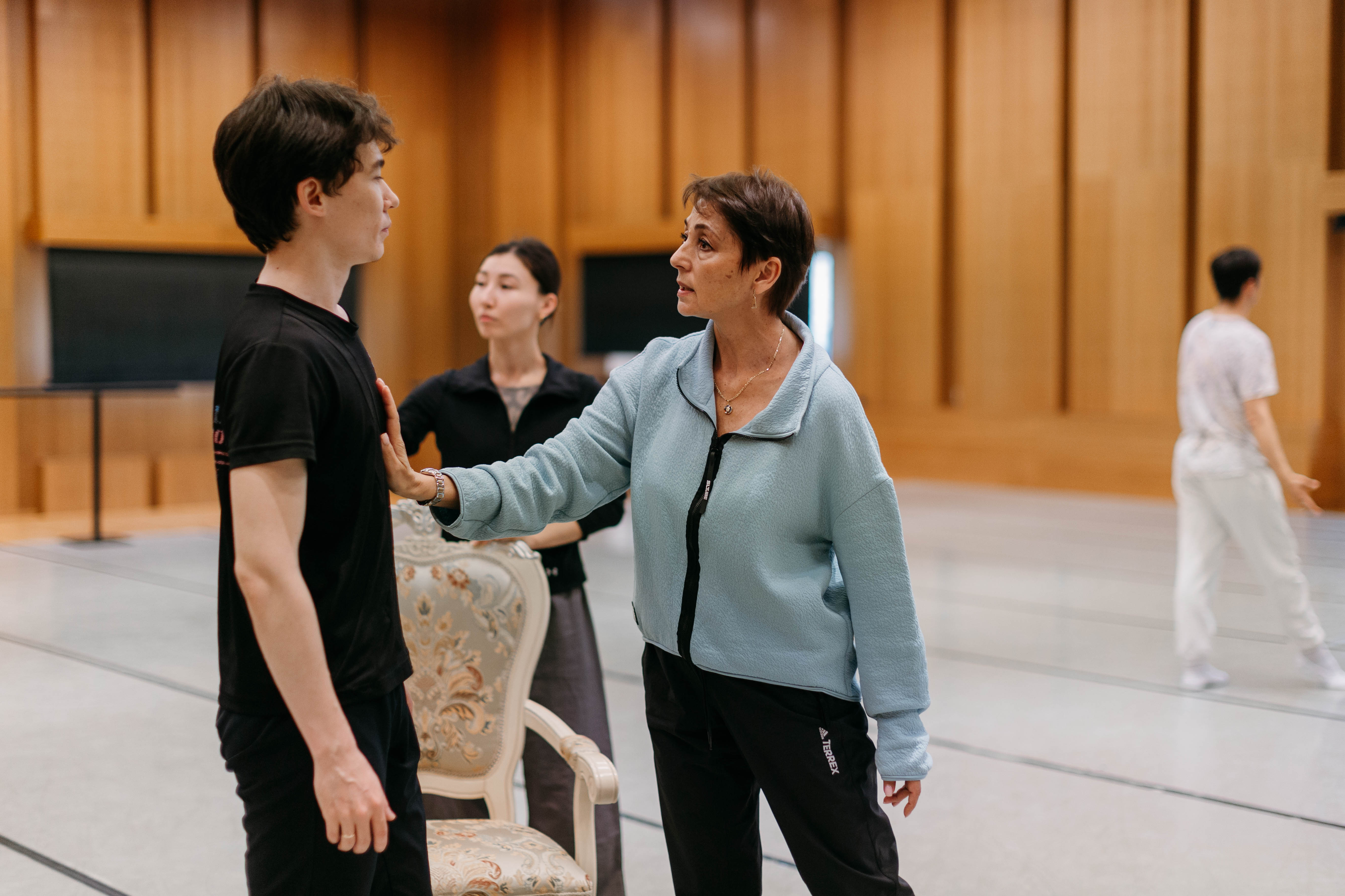 АҚШ-тың порноактерлері (фото) Әдемі тесігі бар қыз (фото)